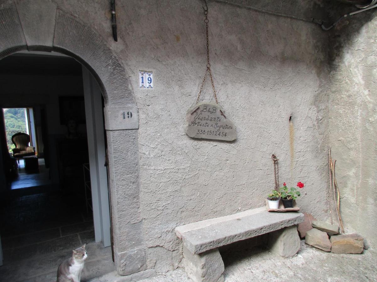 Viandanti, Artisti E Sognatori Bed & Breakfast Comano  Exterior foto