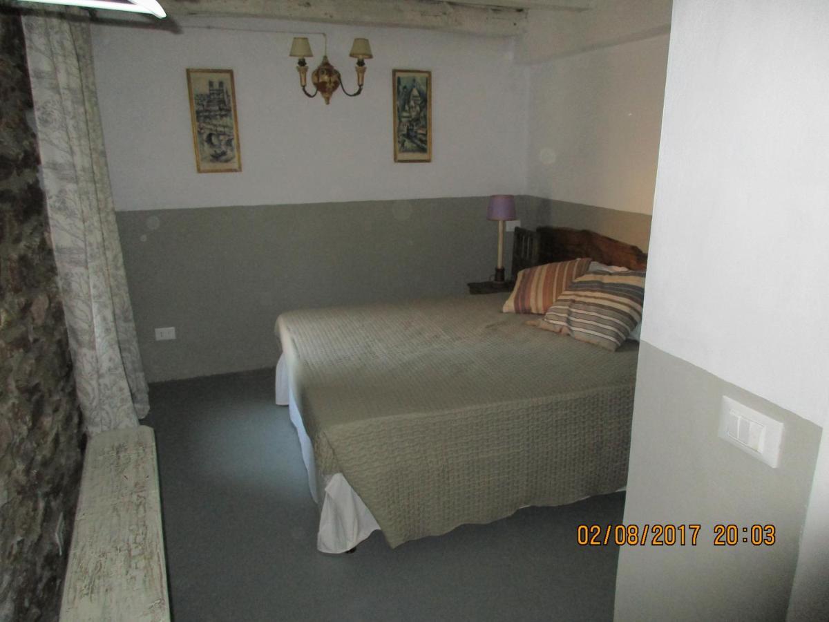 Viandanti, Artisti E Sognatori Bed & Breakfast Comano  Exterior foto